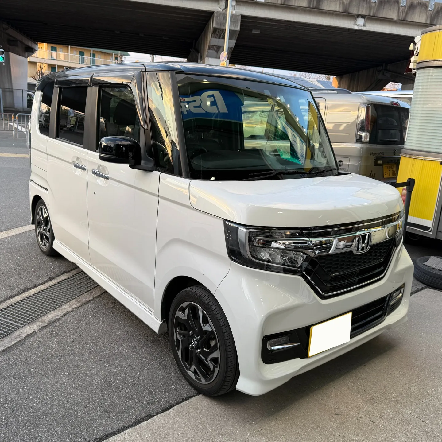 ホンダ　N-BOX板金塗装