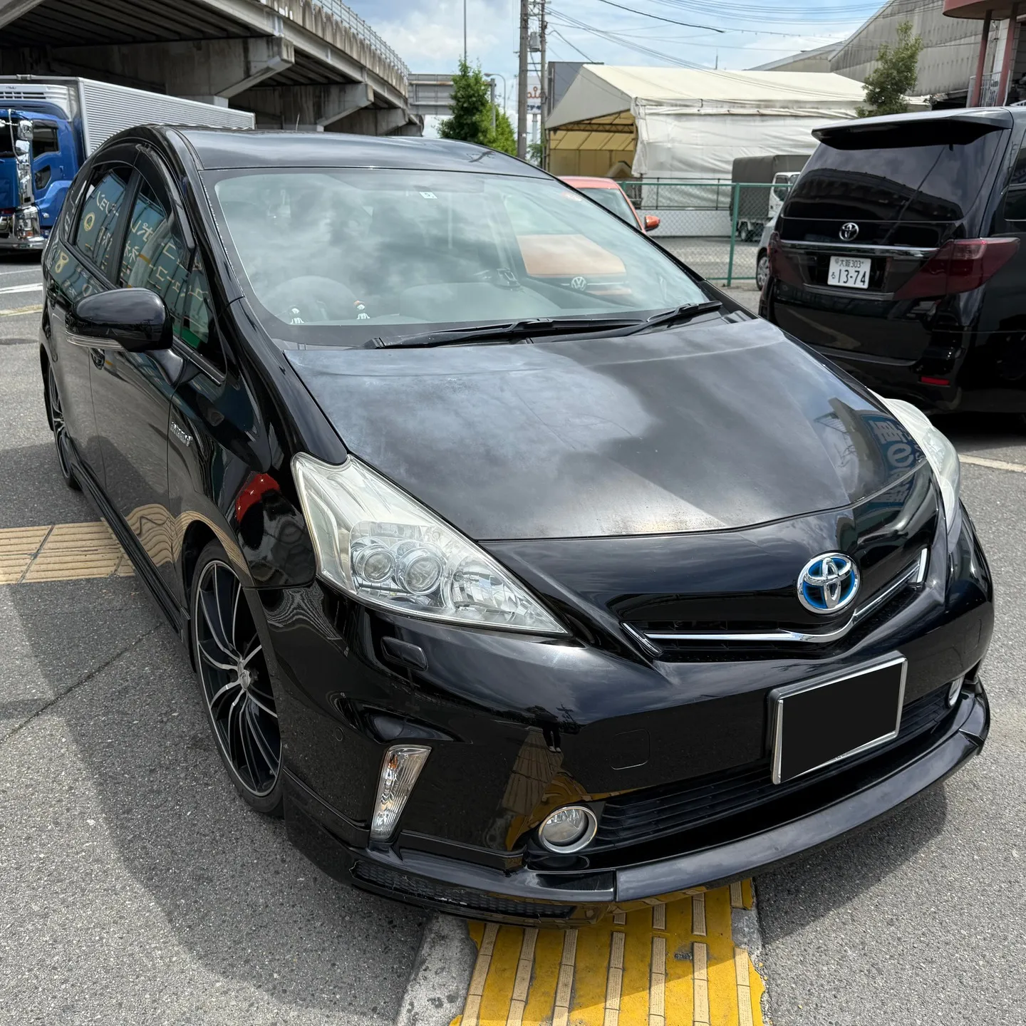 トヨタ　プリウス板金塗装