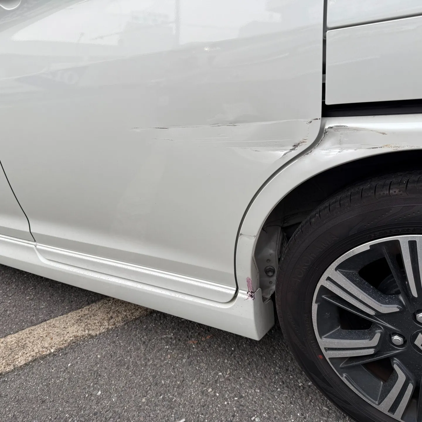 スズキ ソリオ板金塗装