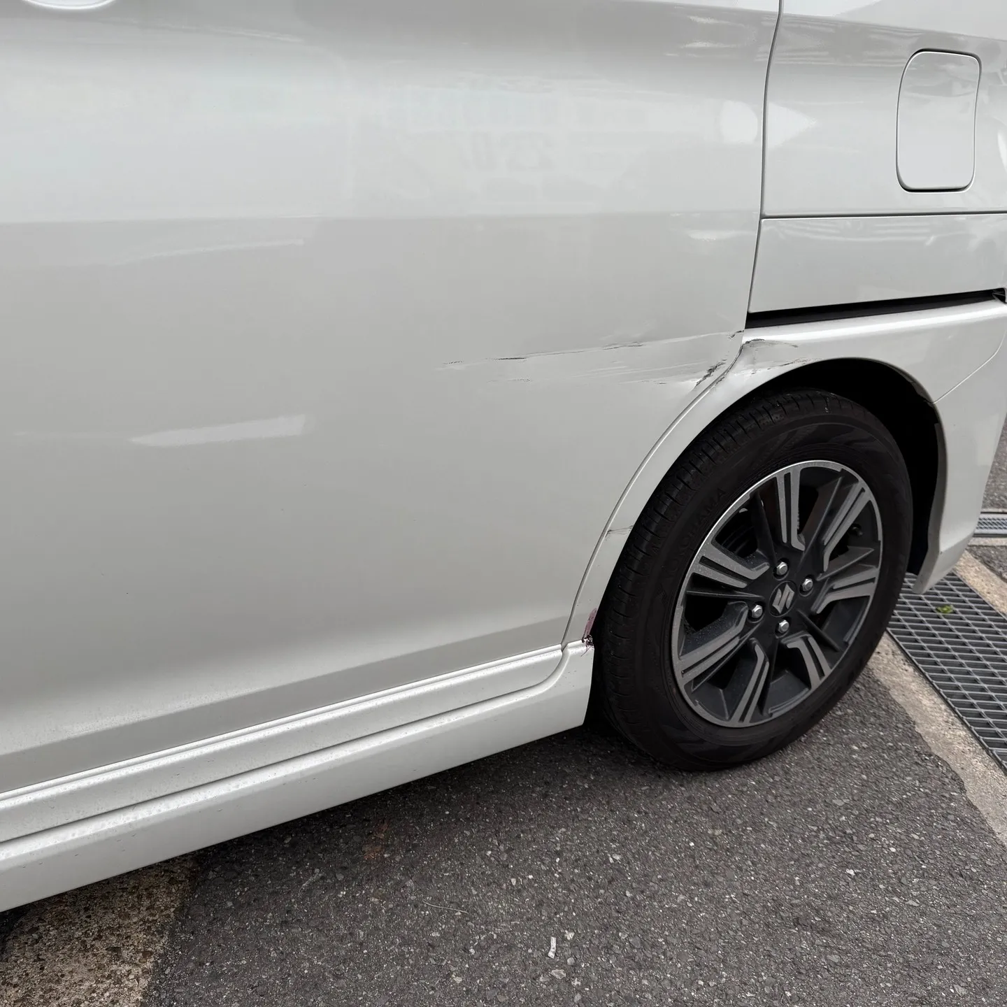 スズキ　ソリオ板金塗装