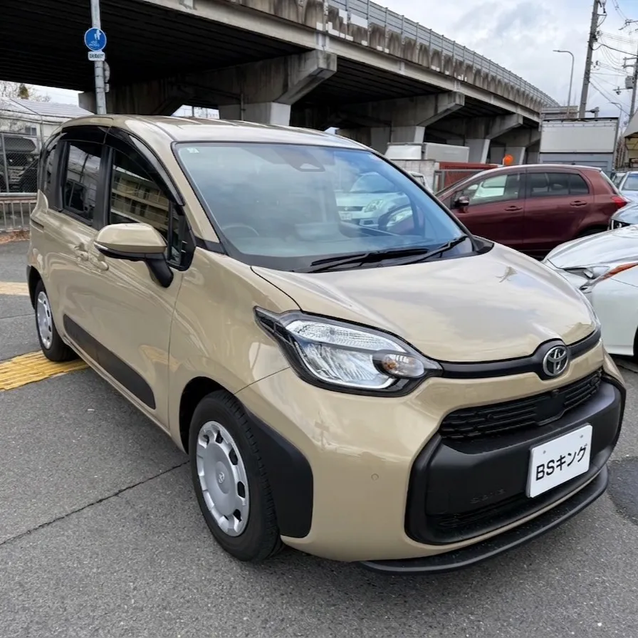 トヨタ　シエンタ鈑金塗装